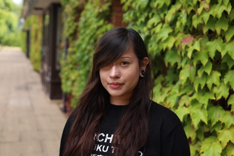 Naz Mahnaz